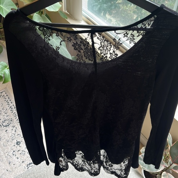 Vintage Sheer Black Lace long sleeve top, Circa 2009 - Picture 12 of 17